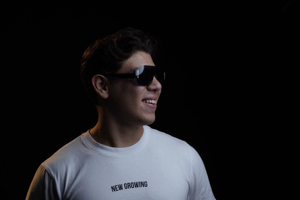 New Growing premium white t-shirt