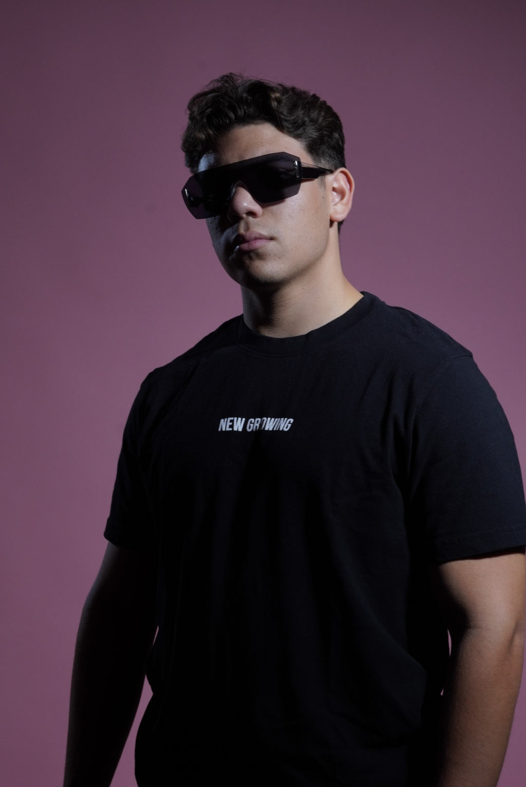 New Growing premium black t-shirt