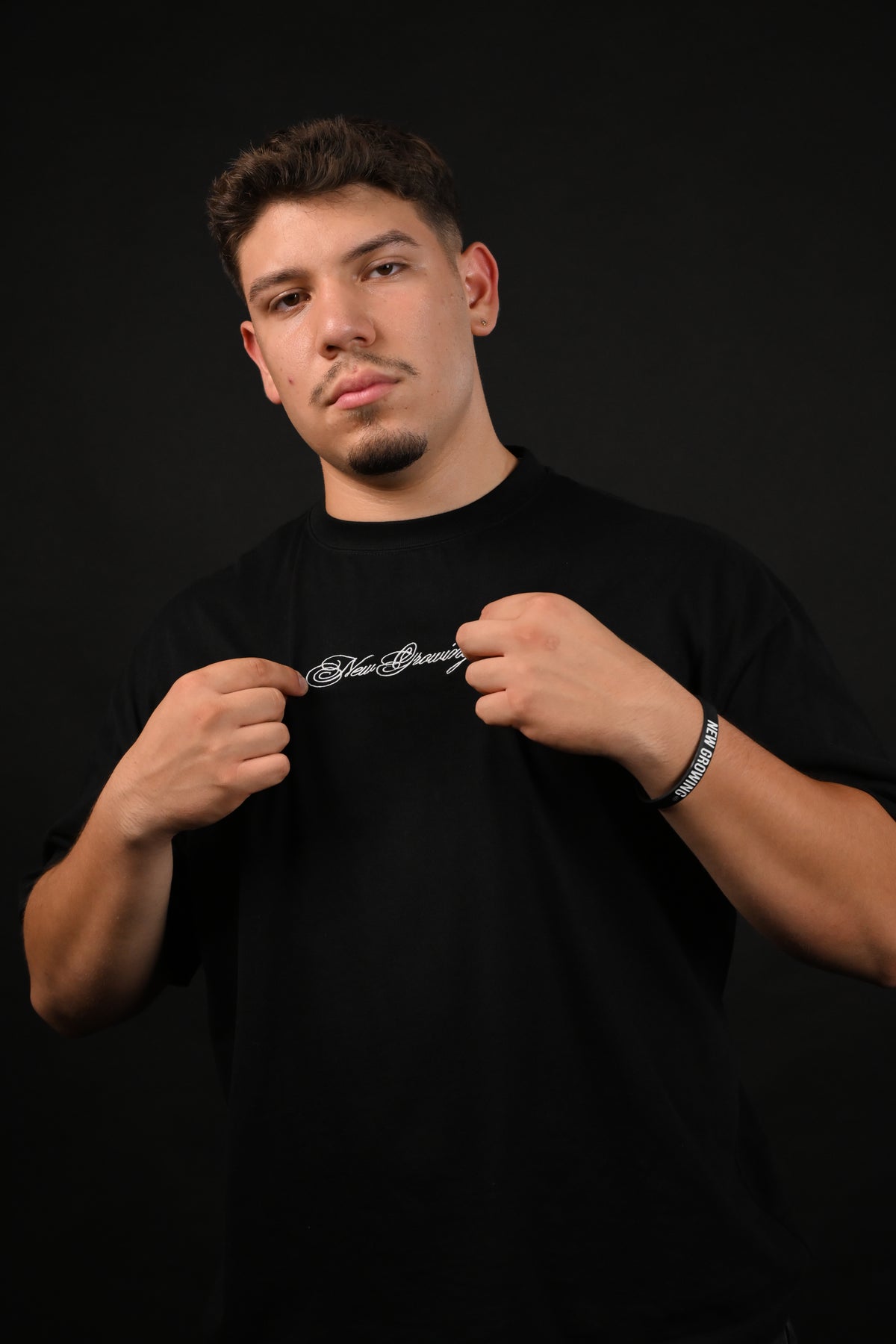 NEW GROWING SOCIETY BLACK t-shirt